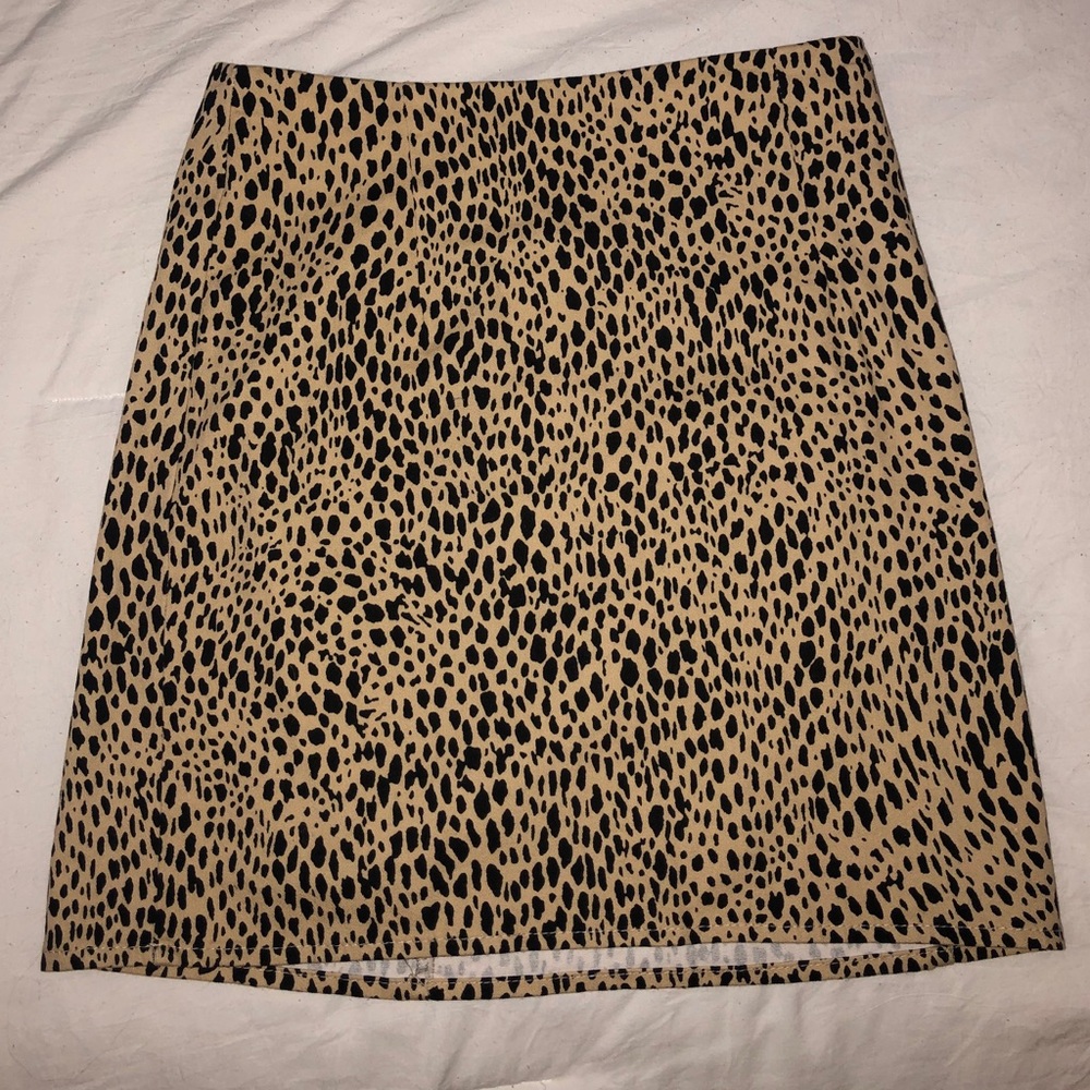 Leopard mini skirt